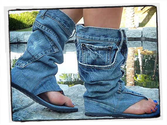 crocs on jeans
